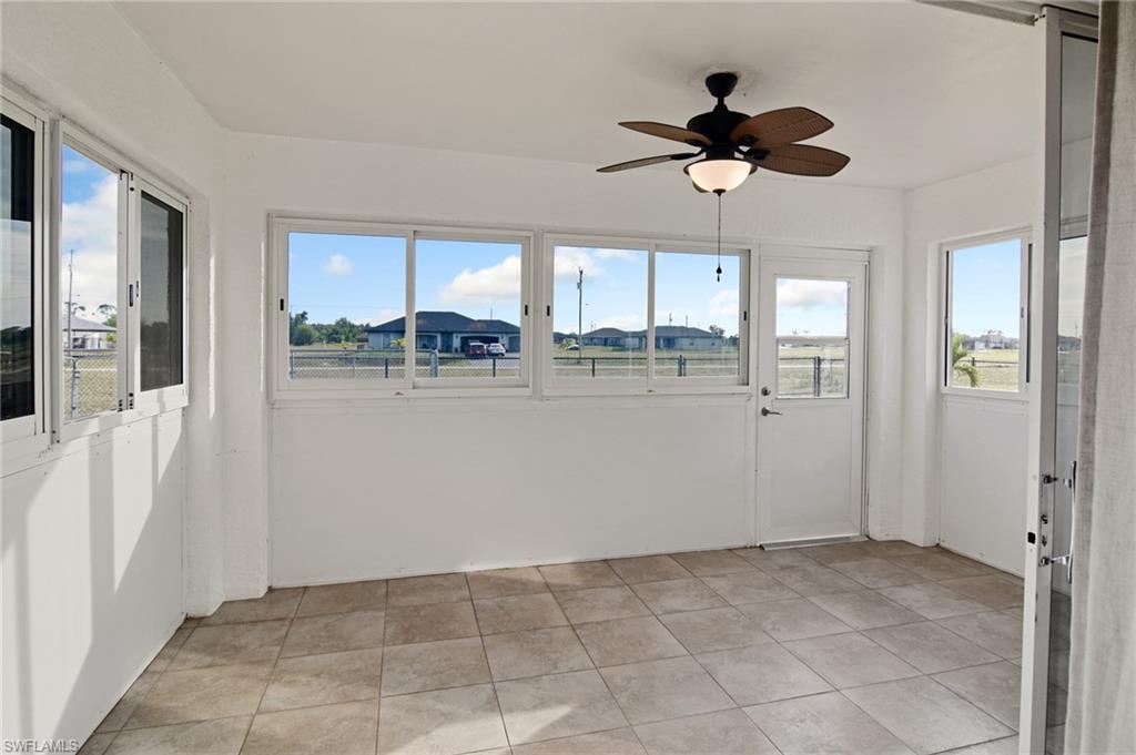 CAPE CORAL - Residential