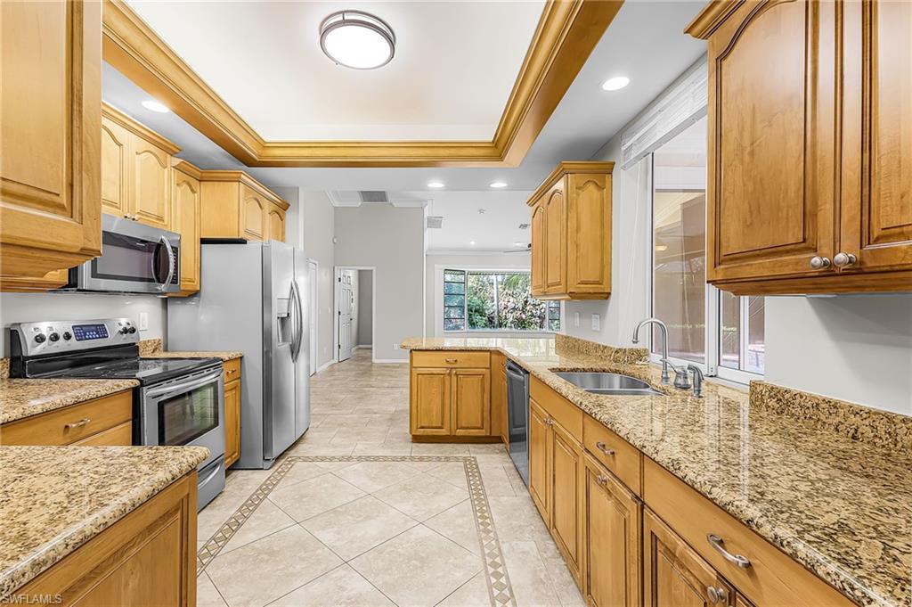 BUTTONWOOD HARBOR - Residential