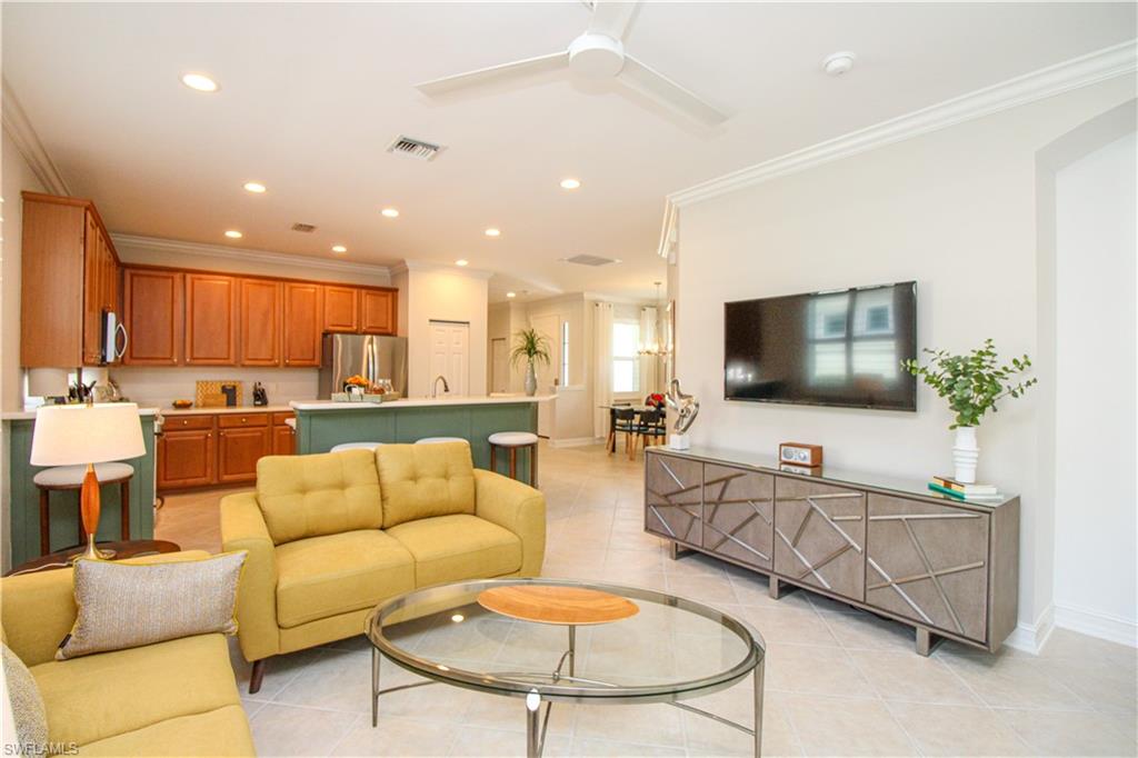 LEEWARD BAY - Residential Lease