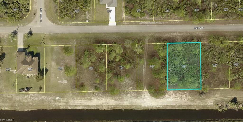 LEHIGH ACRES - Land