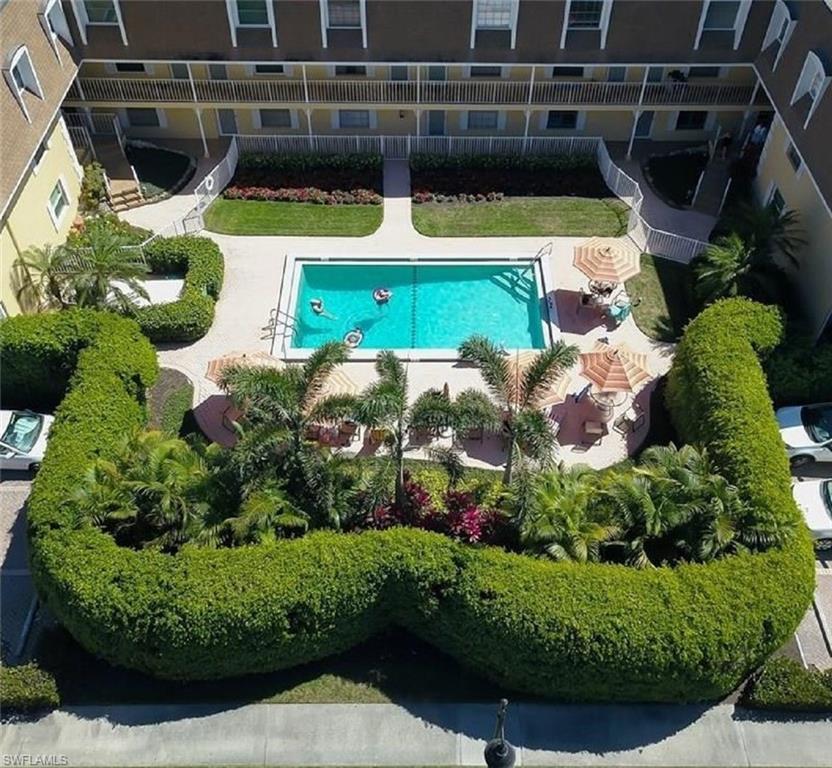 PIERRE CLUB - Residential Lease