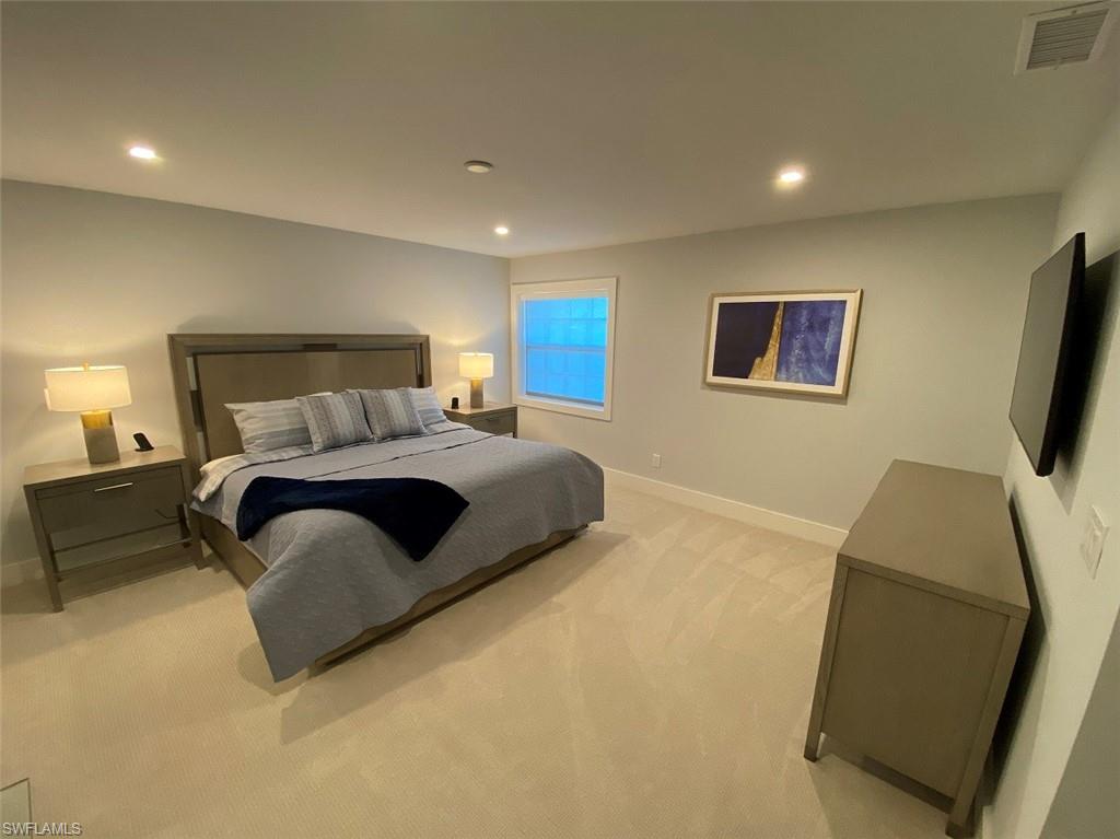 PIERRE CLUB - Residential Lease
