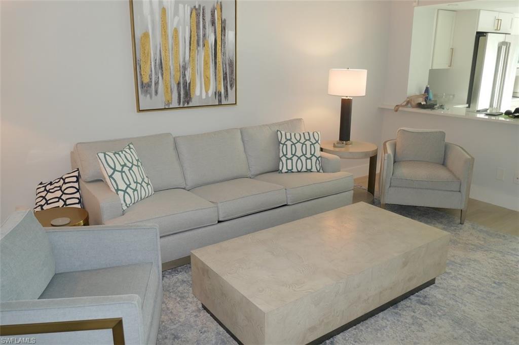 PIERRE CLUB - Residential Lease