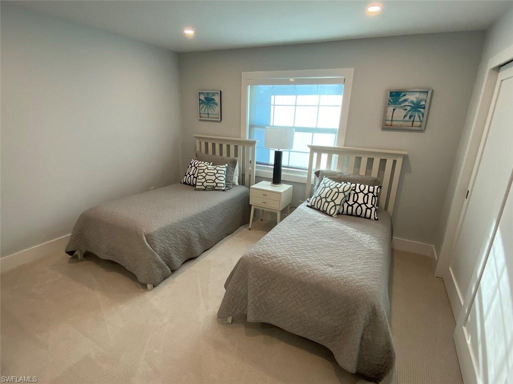 PIERRE CLUB - Residential Lease