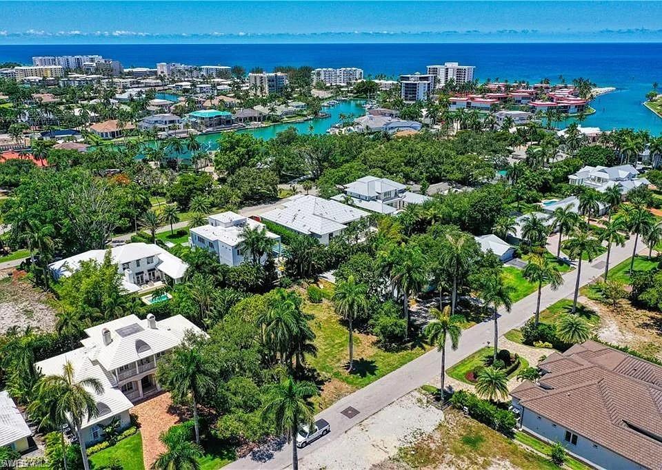 Exceptional Opportunity at 400 Wedge Drive

Welcome to 400 Wedge Drive, where location, potential, and lifestyle come together. Whether you’re looking for your next primary residence, seasonal getaway, or investment opportunity, this property offers an outstanding chance to own in one of Southwest Florida’s most desirable areas.

Enjoy the convenience of being close to beautiful beaches, championship golf, premier shopping, dining, parks, and everything that makes the Naples lifestyle so sought after. With endless possibilities to personalize, renovate, or simply enjoy as-is, this property is ready for its next owner.

Properties in this location don’t stay available for long. Whether you’re an end user or an investor, 400 Wedge Drive offers the opportunity to secure a valuable piece of Southwest Florida real estate with tremendous upside.

Don’t miss your chance to make this property your own. Schedule your private showing today and discover everything 400 Wedge Drive has to offer.