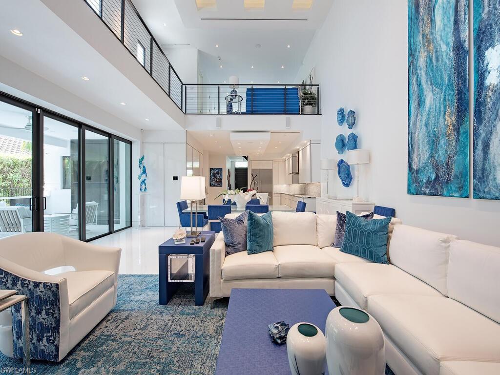 MOORINGS - Residential