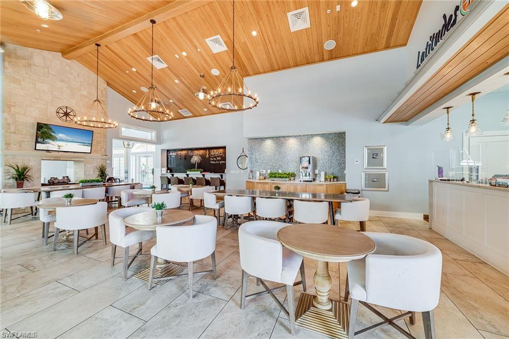 HALFMOON POINT - Residential Lease