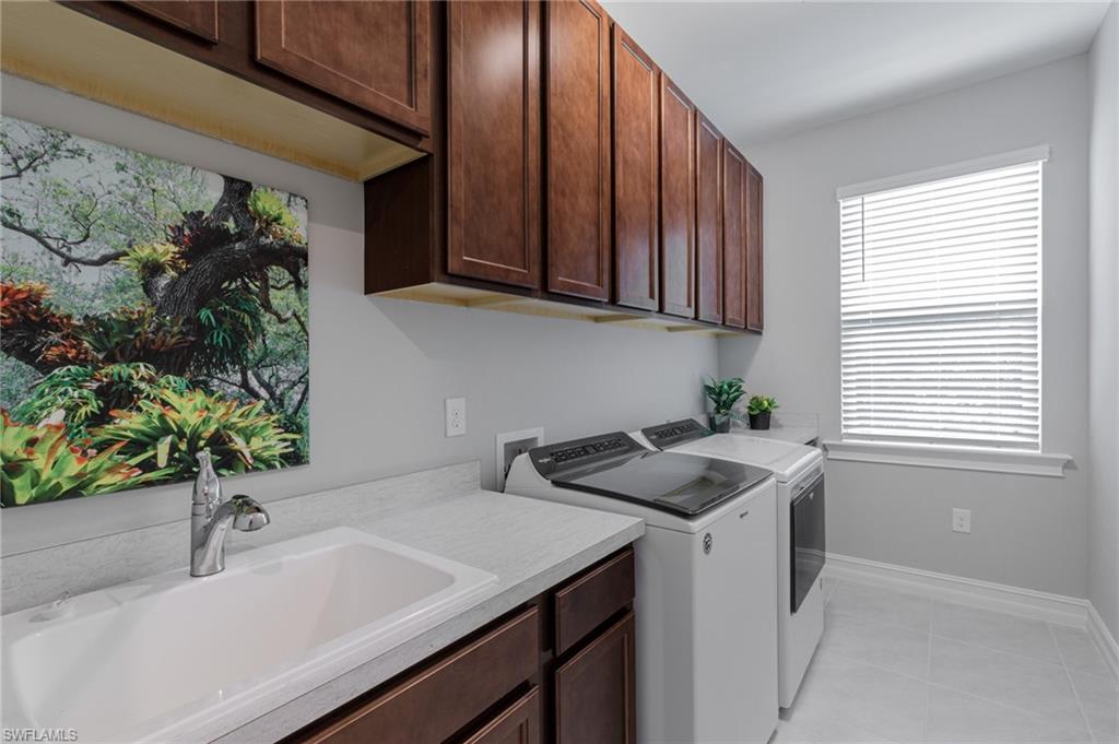 HALFMOON POINT - Residential Lease