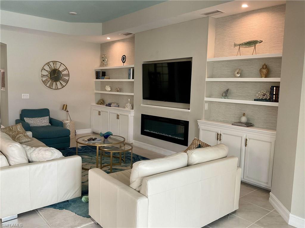 HALFMOON POINT - Residential Lease