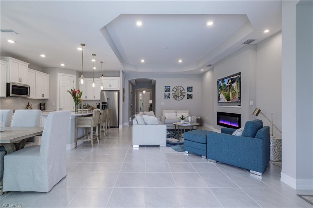 HALFMOON POINT - Residential Lease