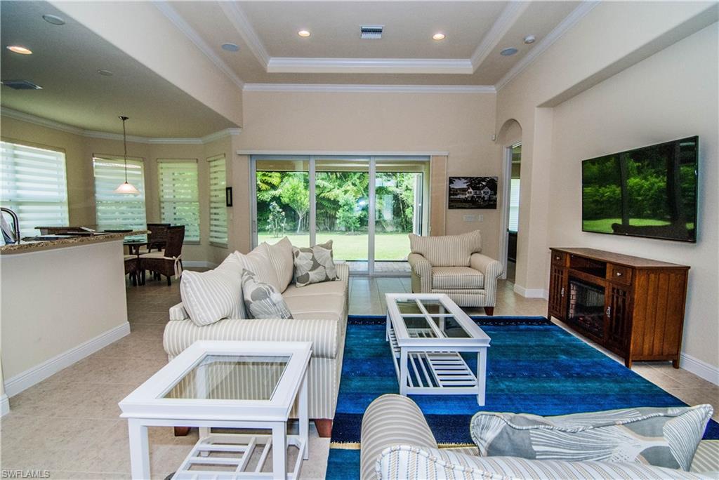 FIRANO AT NAPLES - Residential