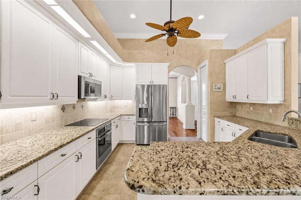IMPERIAL GOLF ESTATES - Residential