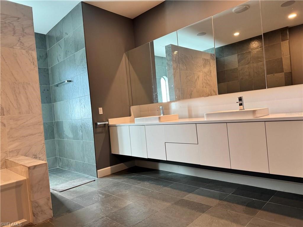 STONEBRIDGE SOUTH - Residential