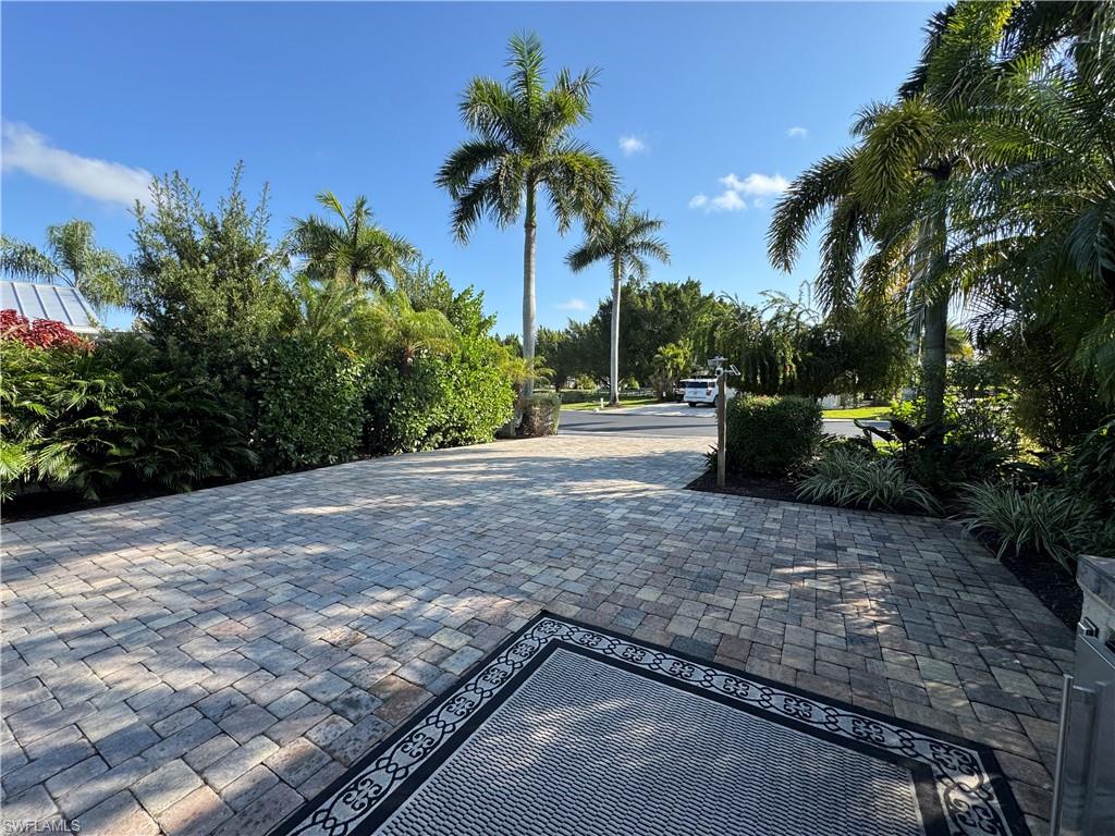 RIVERBEND MOTORCOACH RESORT - Land