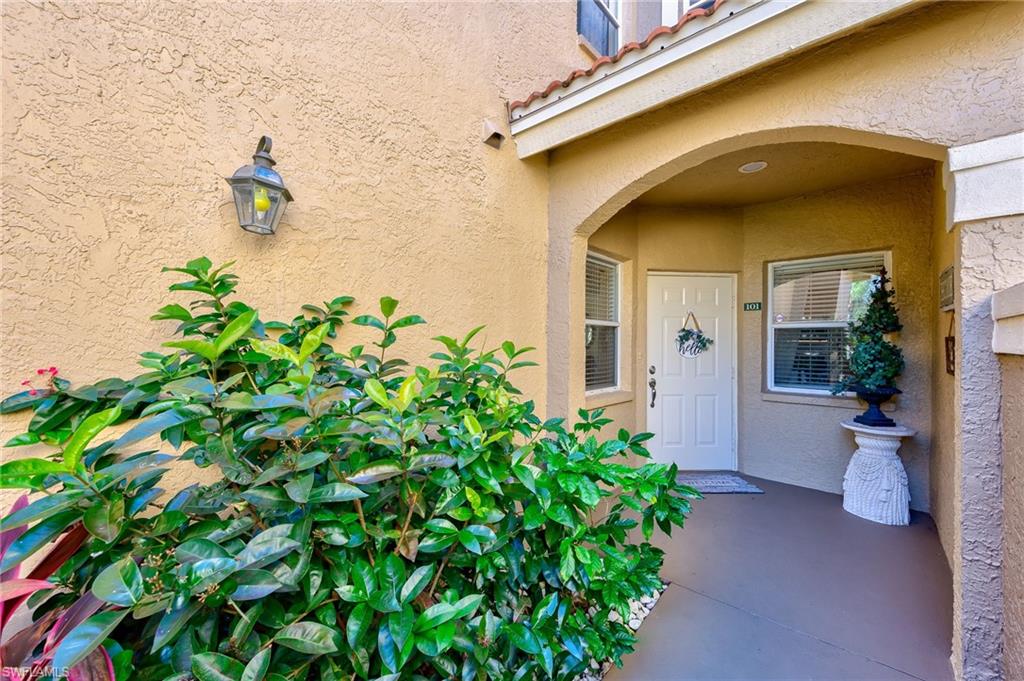 HUNTINGTON LAKES - Residential