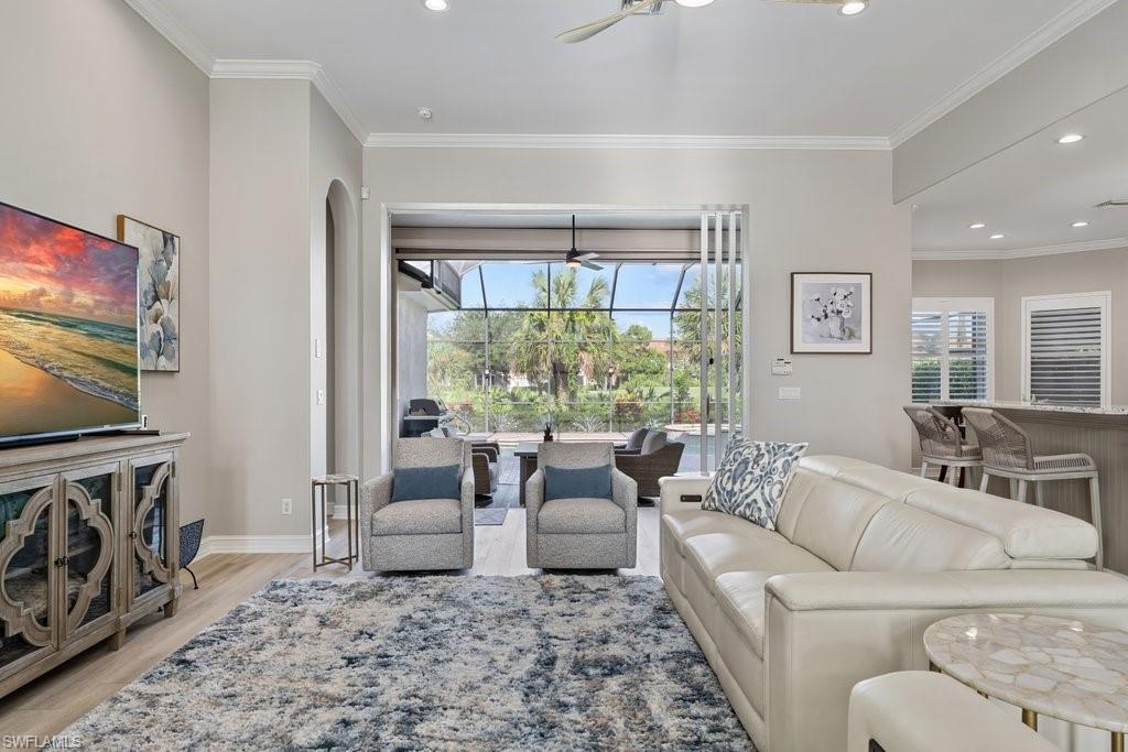 VILLA GRANDE - Residential