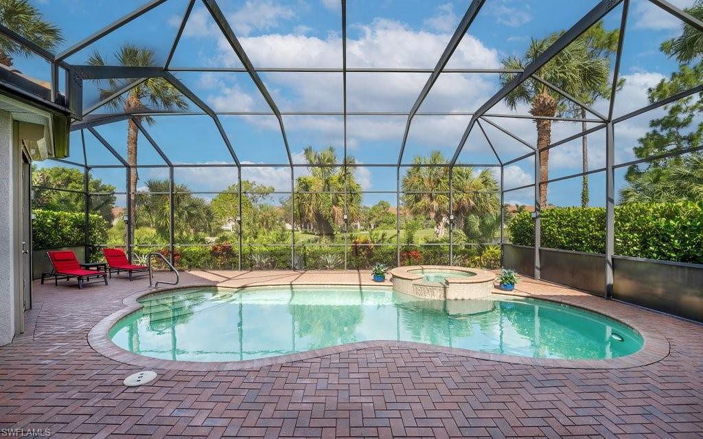 VILLA GRANDE - Residential