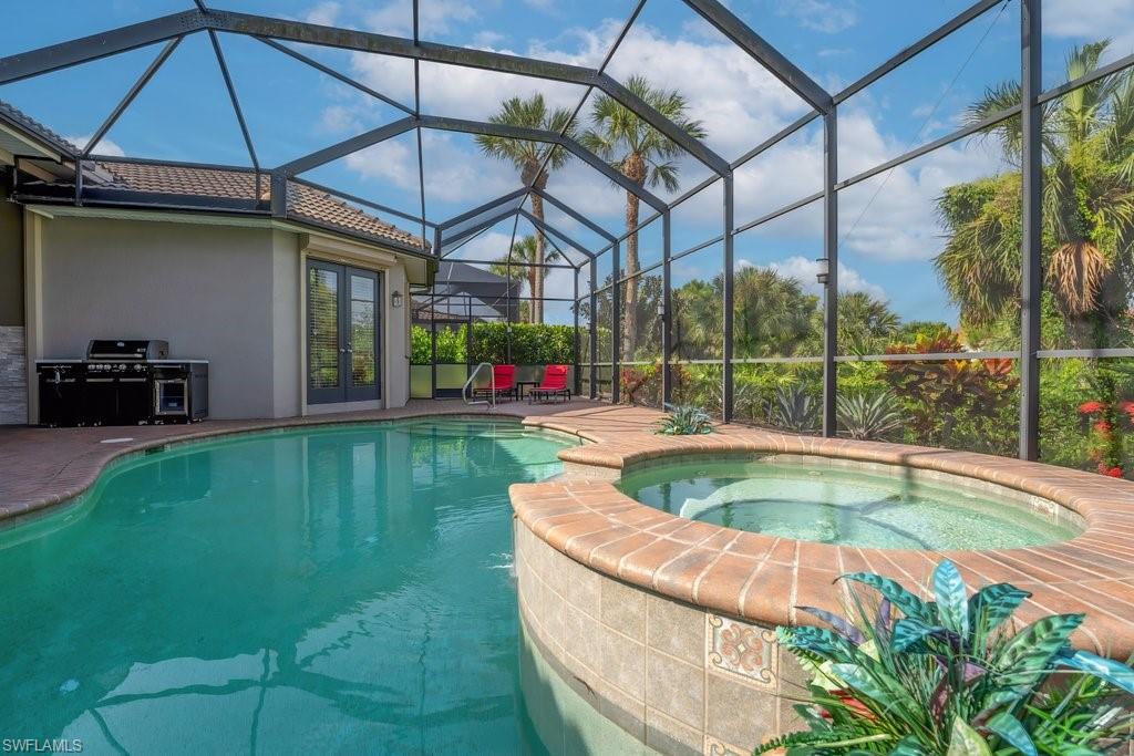 VILLA GRANDE - Residential