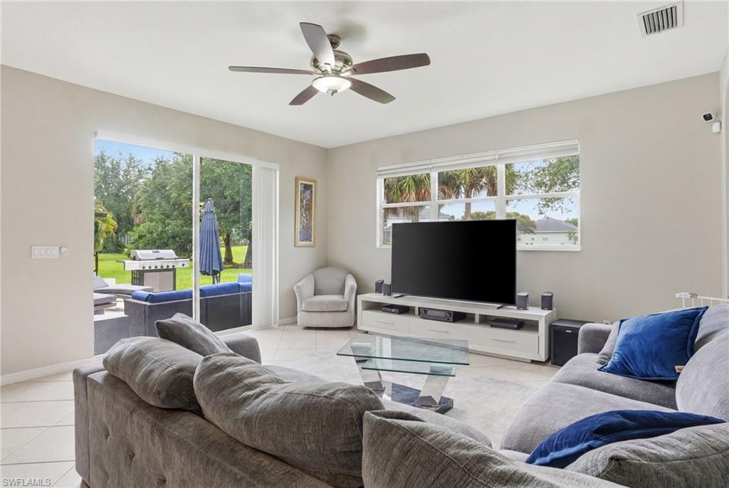 STONEYBROOK - Residential