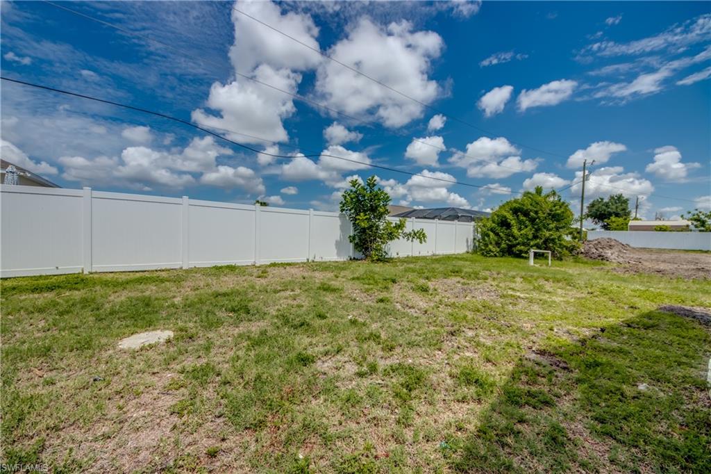 CAPE CORAL - Residential