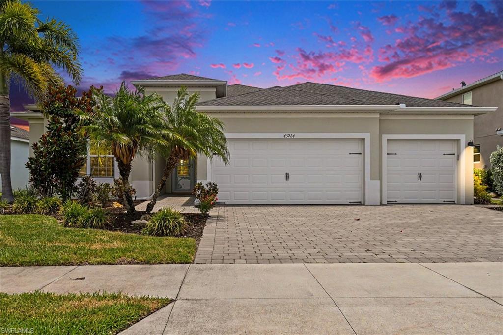 TRAILS EDGE - Residential