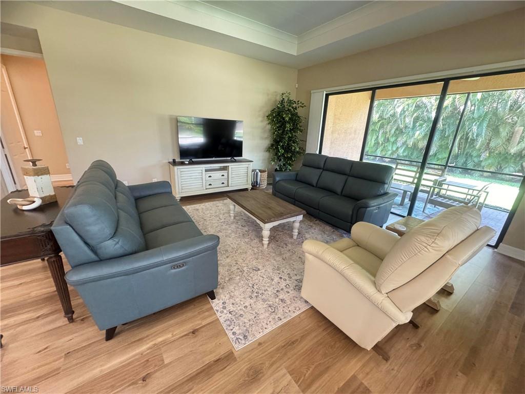 MARINA BAY - Residential Lease