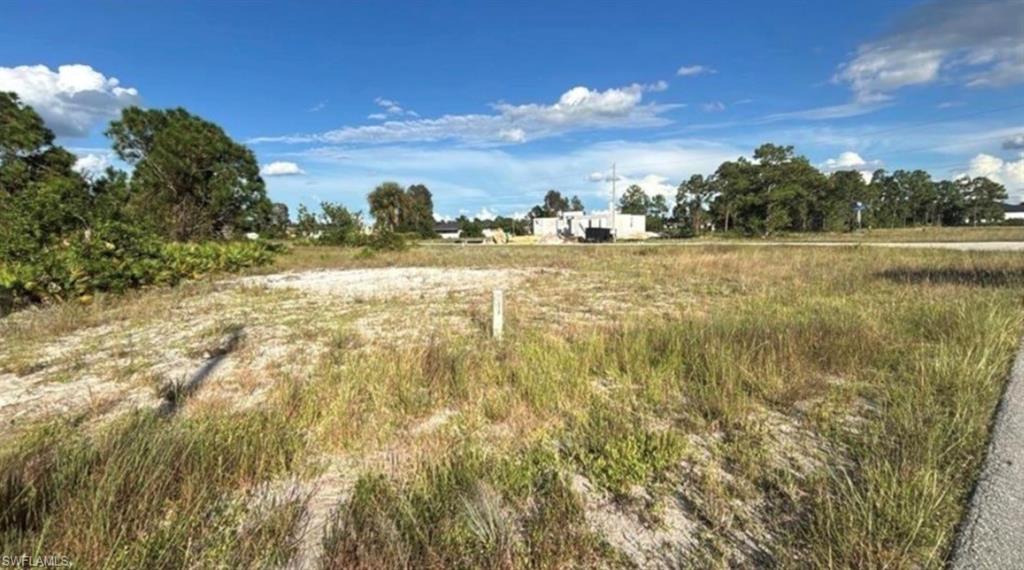 LEHIGH ACRES - Land