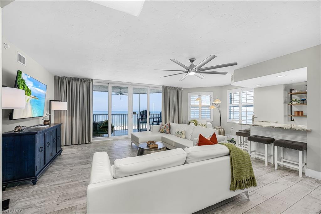 GULLWING BEACH RESORT - Residential