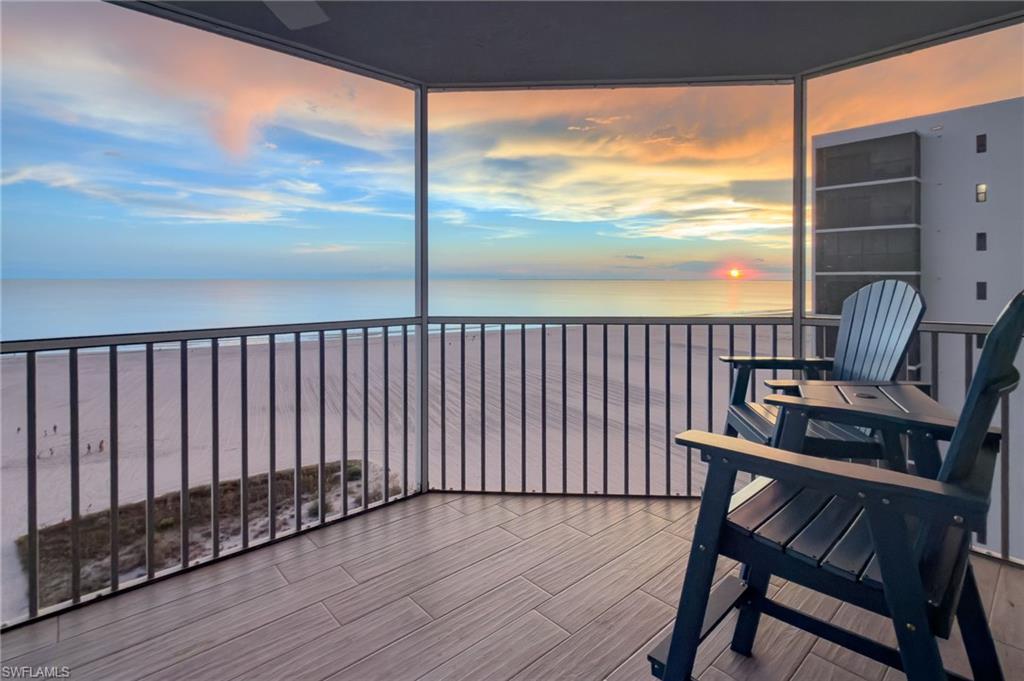 GULLWING BEACH RESORT - Residential