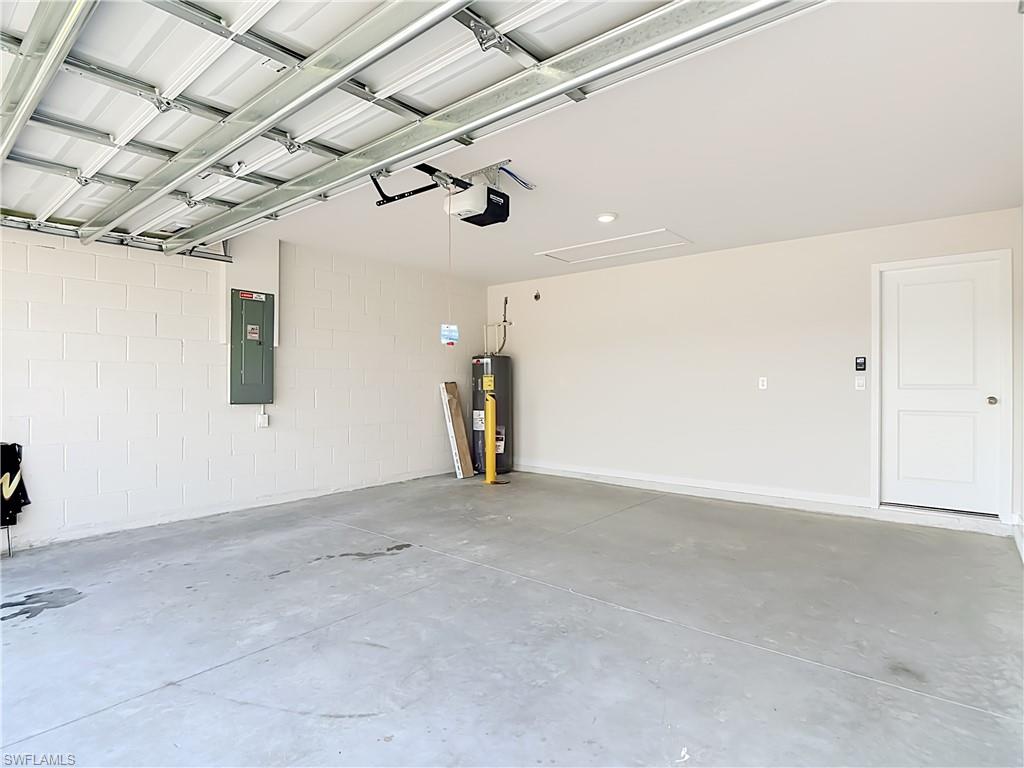 HEMINGWAY POINTE - Residential Lease