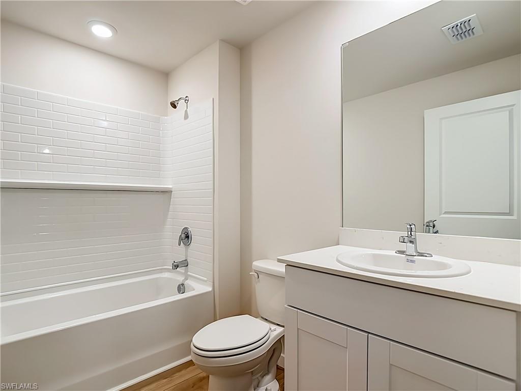 HEMINGWAY POINTE - Residential Lease