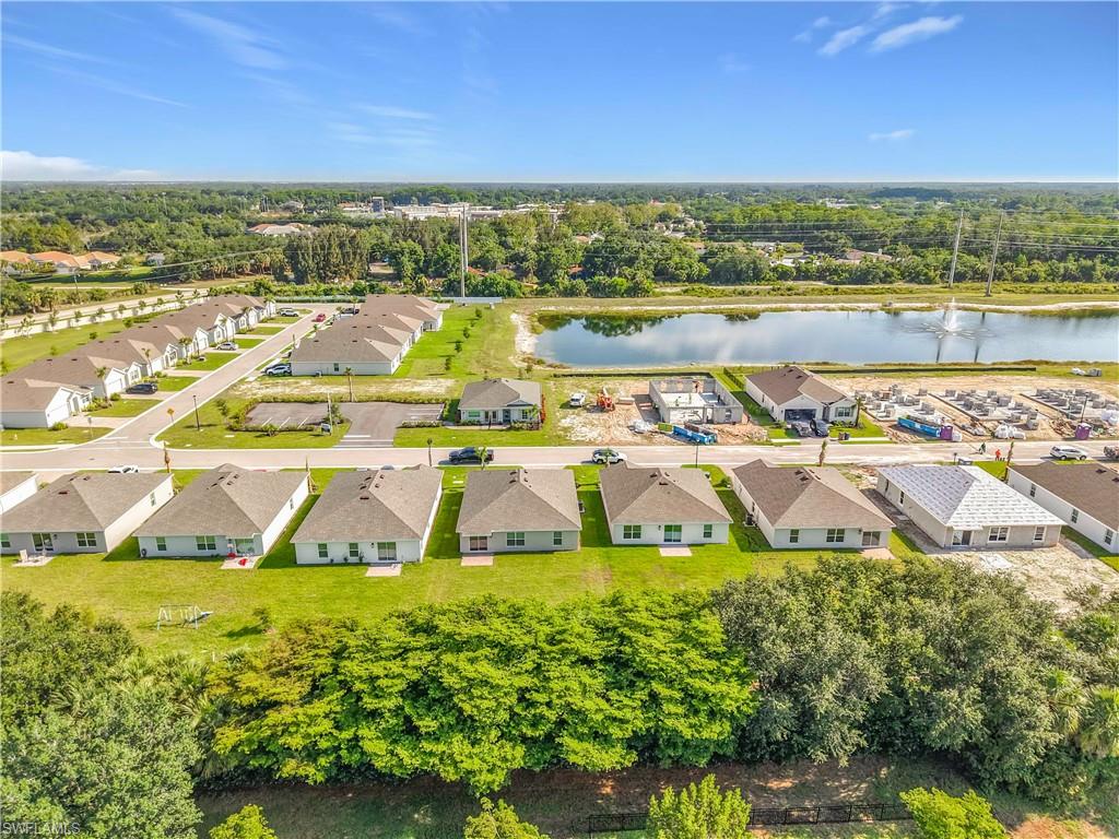 HEMINGWAY POINTE - Residential Lease