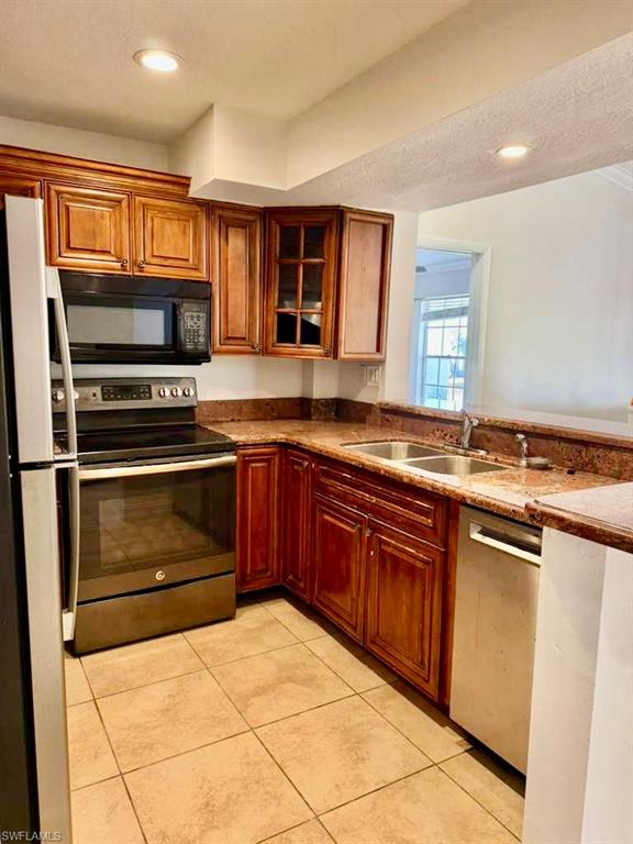 GRANADA LAKES - Residential