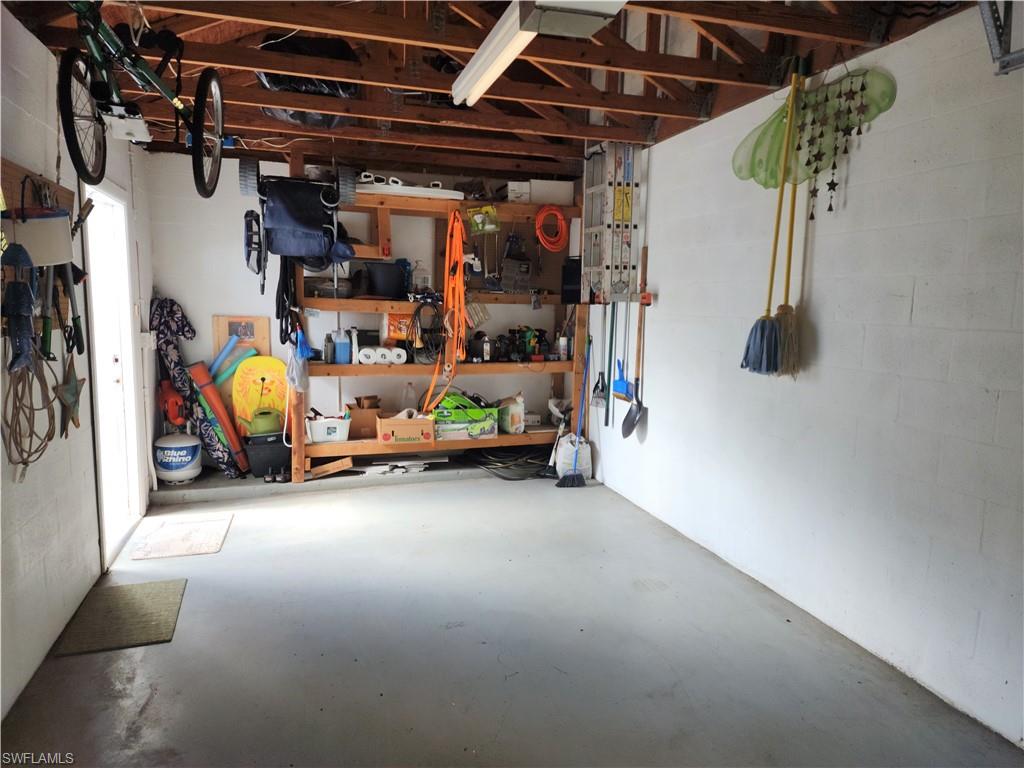 PINE RIDGE OF FORT MYERS VILLAGE - Residential