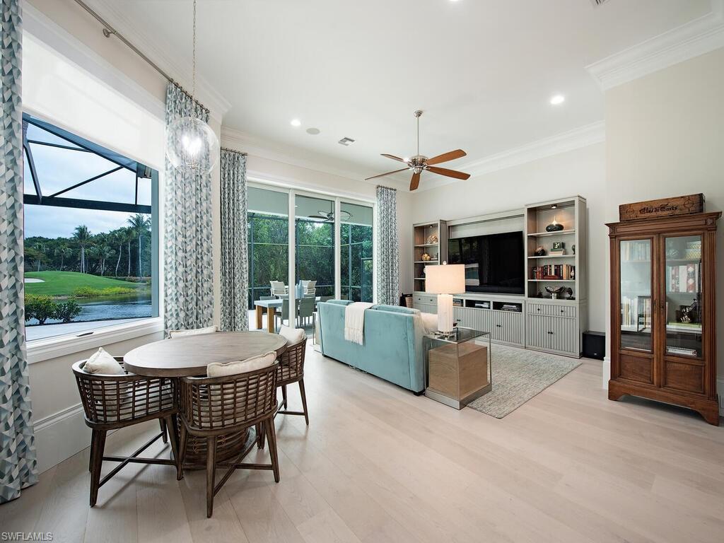 ISLA VISTA - Residential