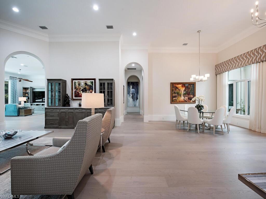 ISLA VISTA - Residential