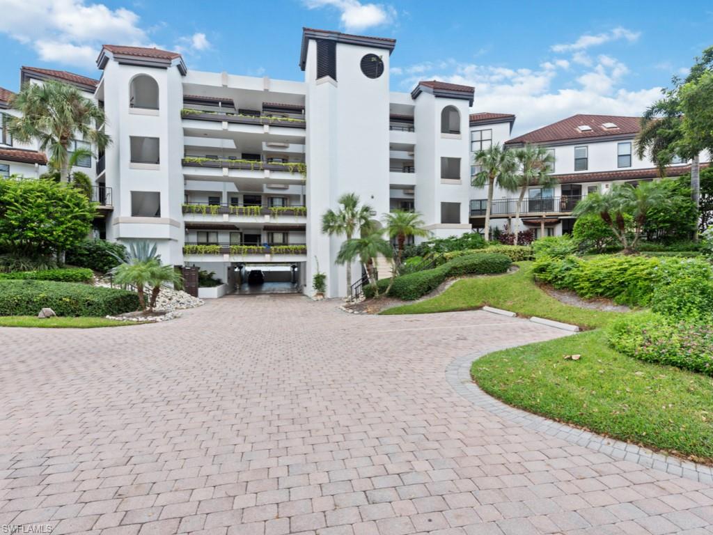 LA PENINSULA - Residential