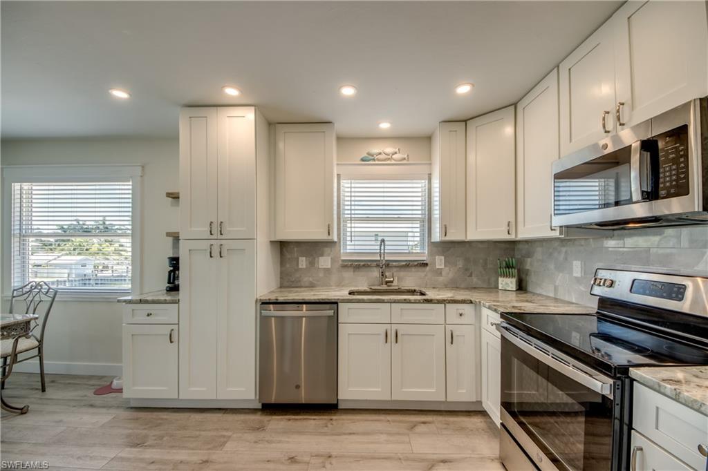 PINE ISLAND SHORES UNIT 2 - Residential