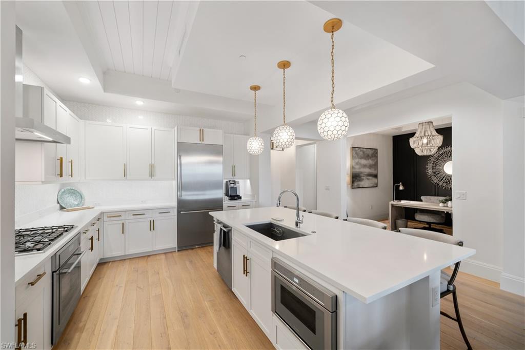 OLDE NAPLES - Residential