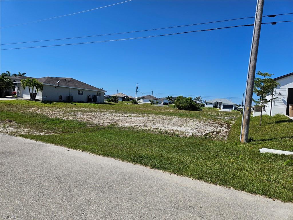 CAPE CORAL - Land
