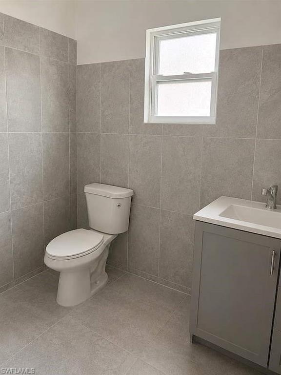 HENDRY ESTATES - Residential
