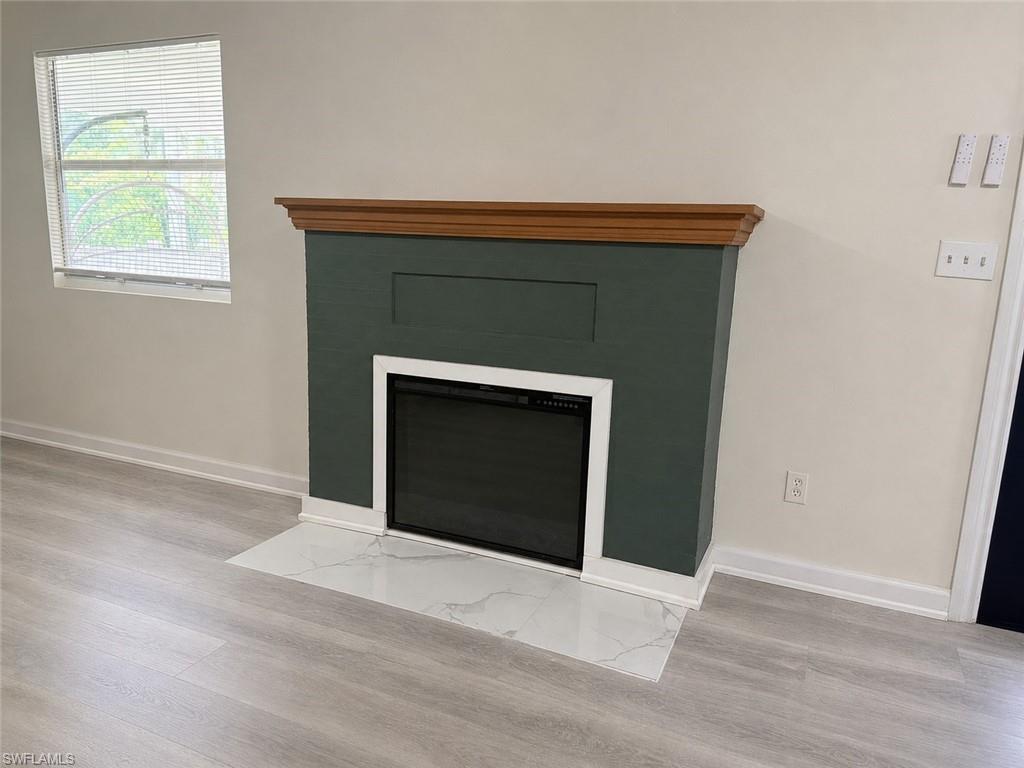HENDRY ESTATES - Residential