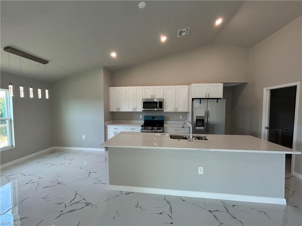 CAPE CORAL - Residential Lease