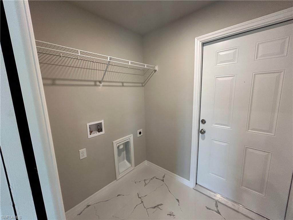 CAPE CORAL - Residential Lease