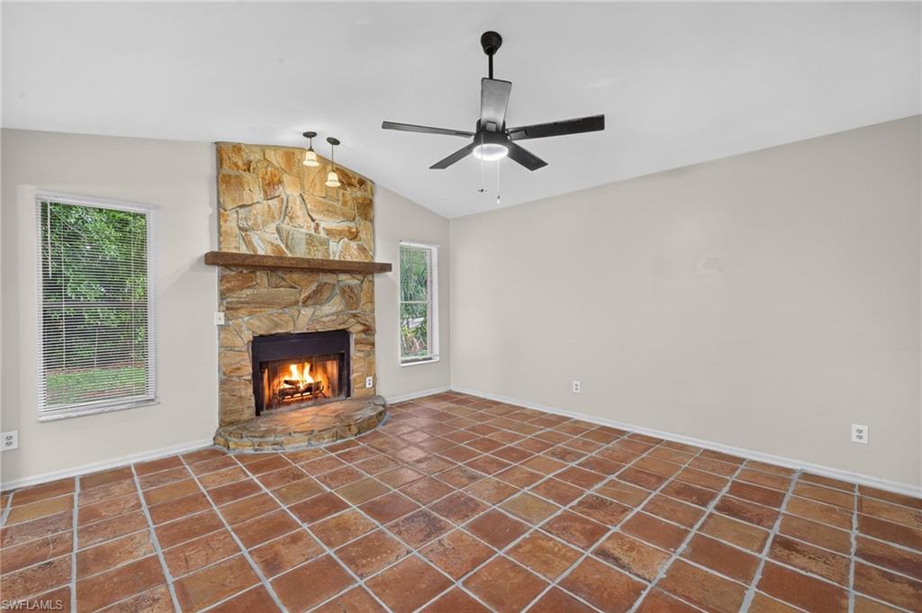 SAN CARLOS PARK - Residential