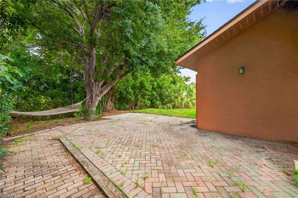 SAN CARLOS PARK - Residential