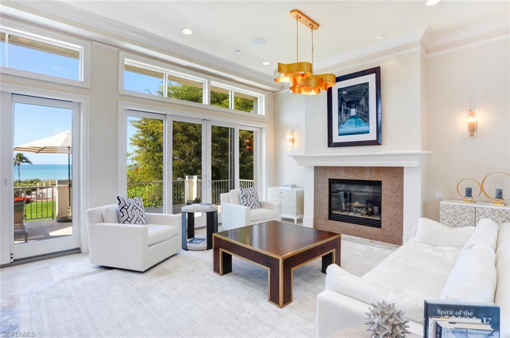 BAREFOOT BEACH - Residential