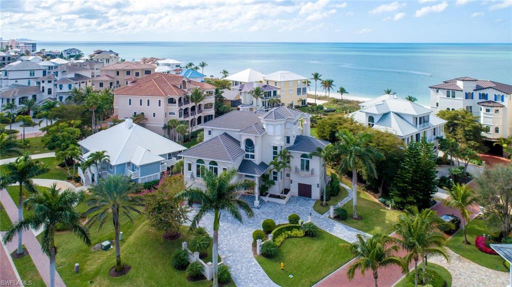 BAREFOOT BEACH - Residential