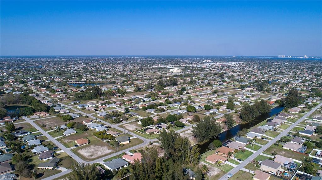 CAPE CORAL - Residential