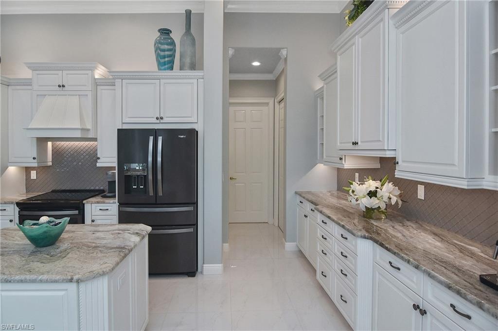 THE ENCLAVE - Residential